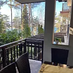 بيت للعطل Eve Santa Marina - Sea, Pools, Relax سوزوبول