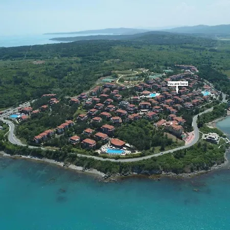 Eve Santa Marina - Sea, Pools, Relax Semesterbostad *