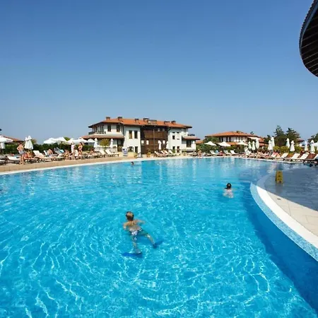 Eve Santa Marina - Sea, Pools, Relax Holiday home *