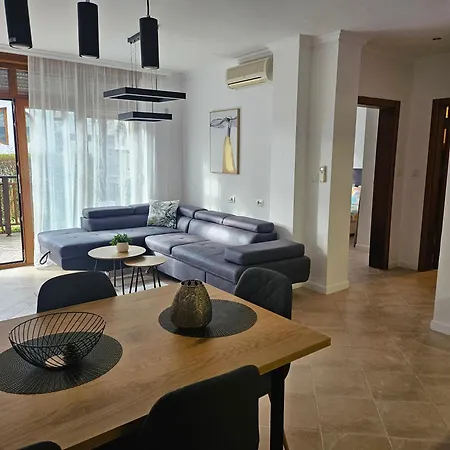 Eve Santa Marina - Sea, Pools, Relax Ваканционна къща Созопол