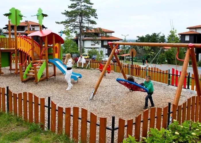 Ваканционна къща Eve Santa Marina - Sea, Pools, Relax *